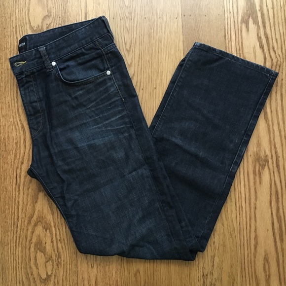 Hugo Boss Other - Hugo Boss Kansas dark wash jeans size 34/32 US
